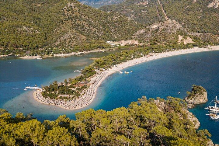Sail Turkey: 18-39's Gulet cruises for Young Adults
