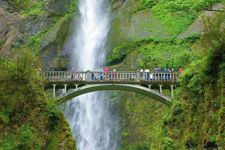 Afternoon Multnomah Falls and Gorge Waterfalls Tour
