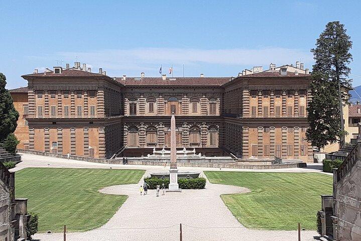 Pitti Palace and Boboli Gardens Private Tour