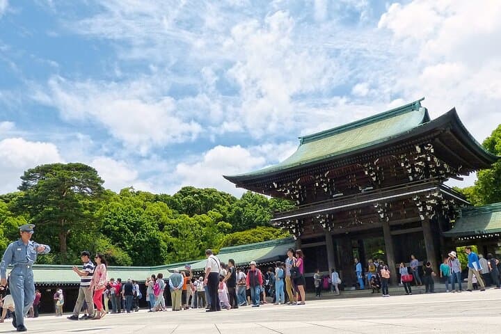 Tokyo Private Custom Full-Day Tour with Local Guide &Hotel Pickup