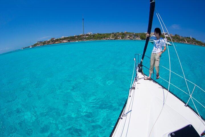 Cancun Private Classic Sailboat Cruise with Beers and Sodas