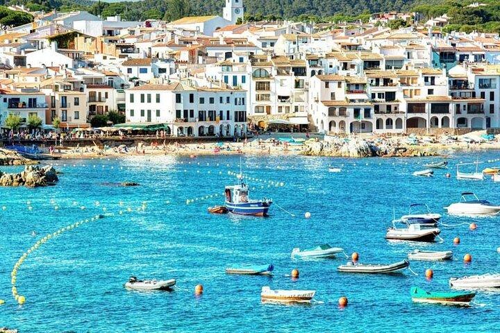 Medieval Girona & Costa Brava’s Top Beach–Unforgettable Day Trip