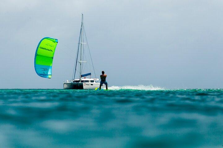 (2 Hours) Supervised Kiteboarding in Cabarete (Rental Supervised)