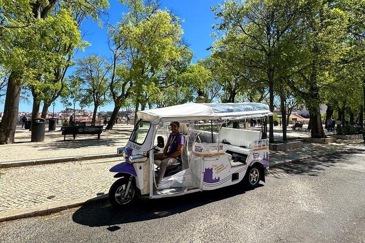 Alfama Private Tuk Tuk Tour: Lisbon’s Oldest Neighborhood (2 HRS)