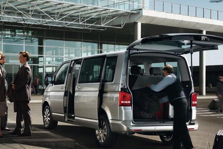 Roundtrip Private Transfer : Ezeiza Airport (EZE) - City Hotel