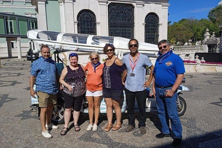 Private Lisbon Tuktuk Tour with Food and Wine Tastings