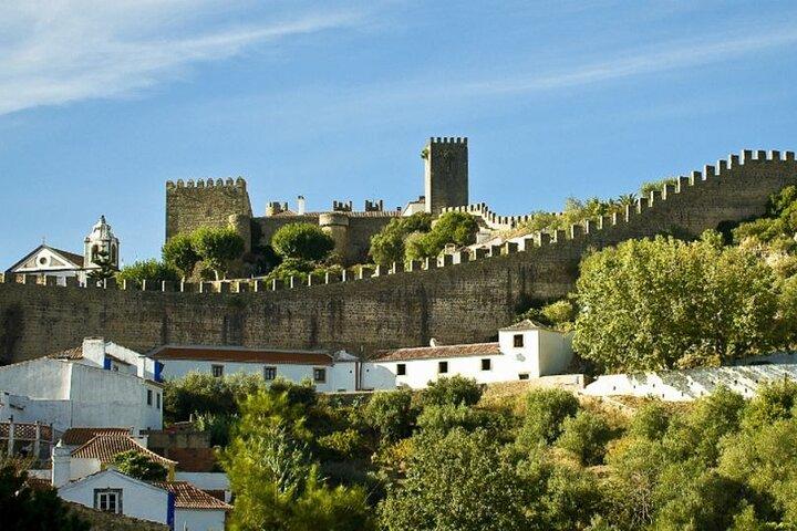Transport Tour Lisbon To Porto Up to 8 people