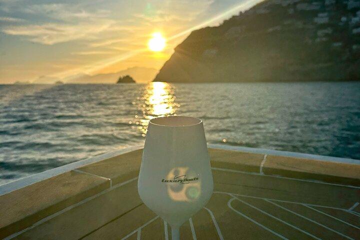 Small Group Tour to Positano by Boat at Sunset