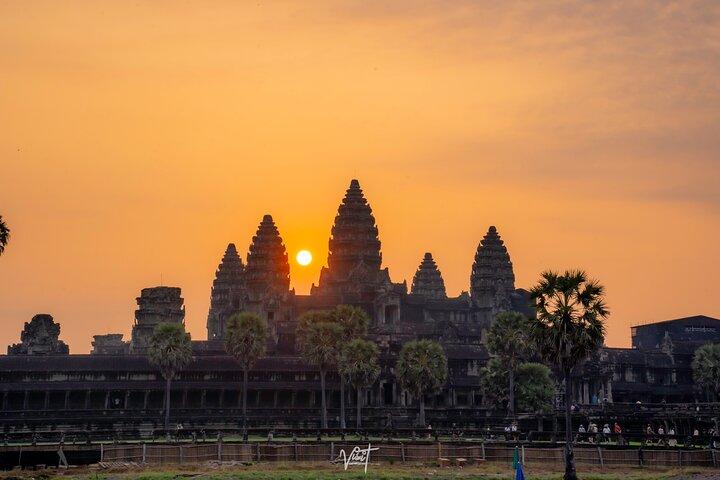 Sunrise Small Group Tour in Siem Reap