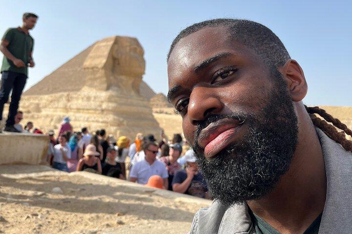 Giza Pyramids,Memphis,Sakkara private tour
