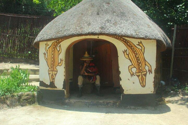 Aha Lesedi Cultural Village tour