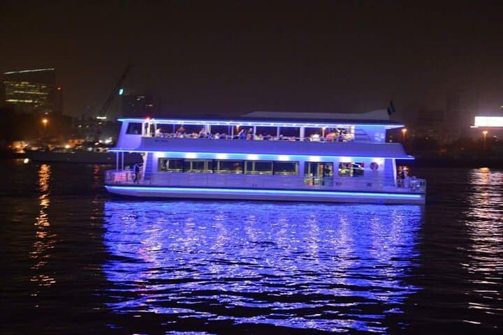 Dubai Luxury Dhow Cruise Dinner Marina (Multicuisine Buffet)