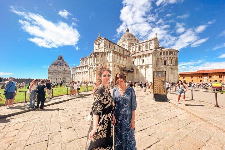 Full-Day Private Pisa and Lucca Tour with optional Leaning Tower