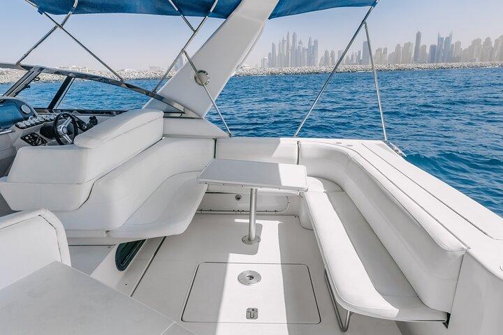 40ft Luxury Yacht Tour up to 12 Guests in Dubai