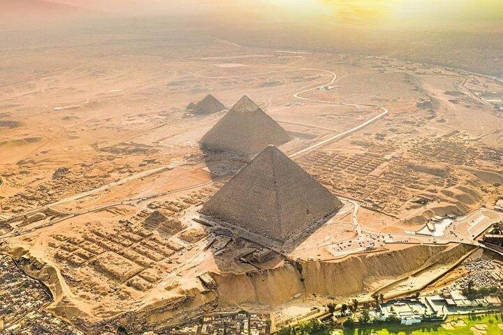 Explore The Giza Pyramids and Sail The Nile on a Felucca Boat