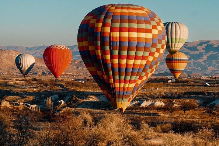 Cappadocia: Hot Air Balloon Tour Sunrise Flight