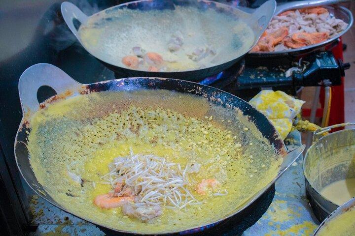 Premium Saigon Michelin Food Experience by Insider Scooter