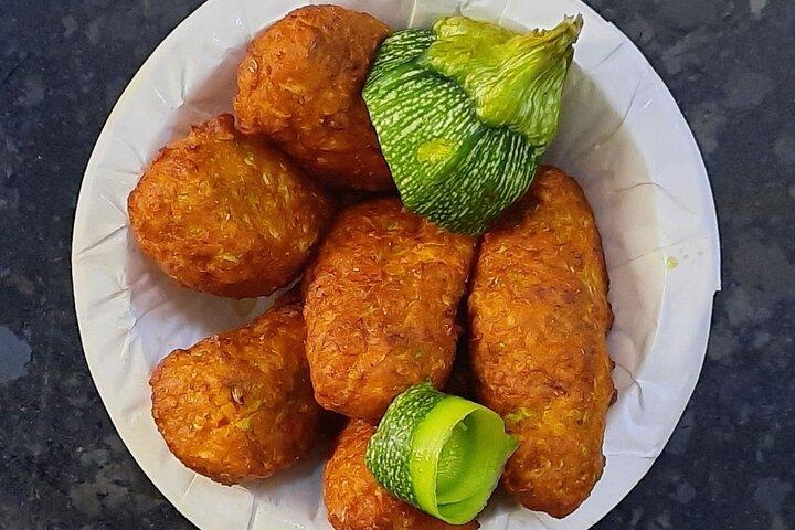 Market Tour and North Indian Vegetarian Cooking Class in Jaipur