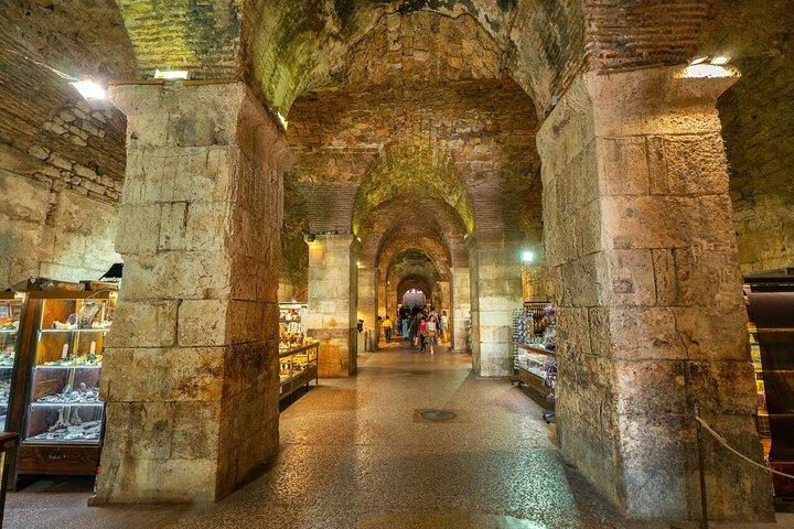 YOUR BEST PRIVATE TOUR - amazing Split and Diocletian's palace