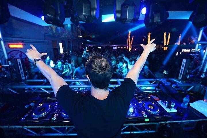 Ultimate Party in Miami : Boat Party, Party Bus & Nightclub