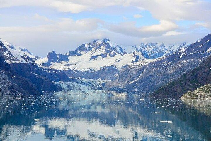 Juneau Tracy Arm–Fords Terror Wilderness Area & Glacier Explorer