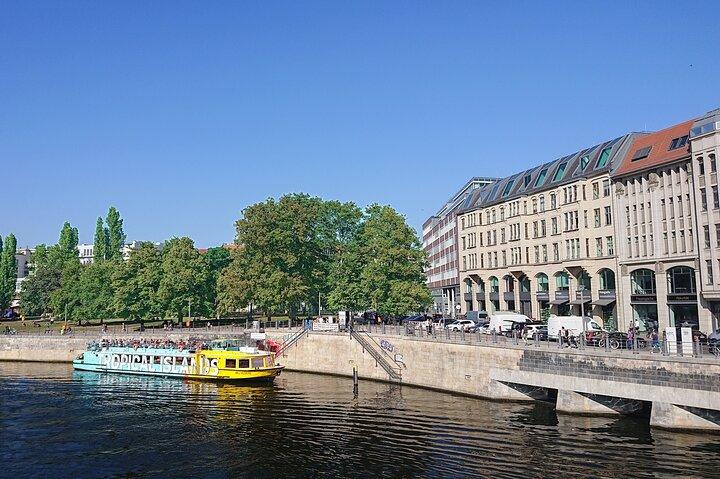Big Bus Berlin Hop-on-Hop-off Tour with River Cruise