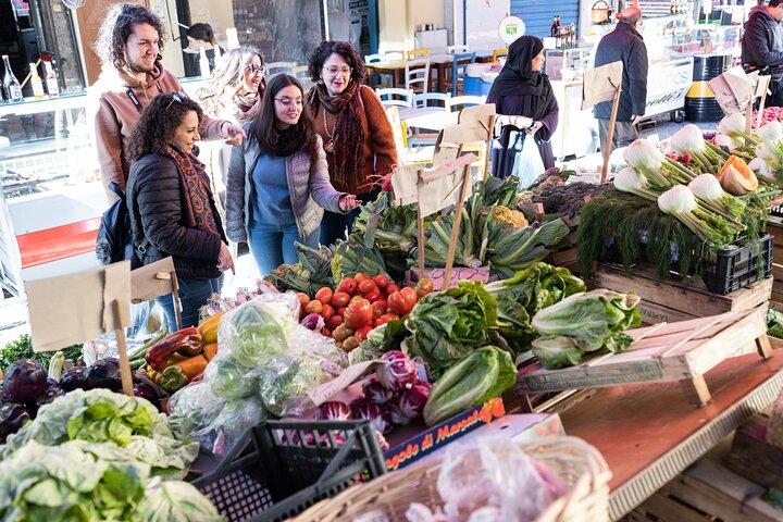 Small Group Market Tour & Cooking Class in Naples by Cesarine