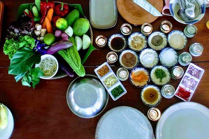 Cambodian Cooking Class in Siem Reap with a Professional Chef