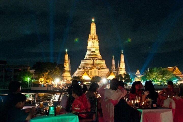 Bangkok: White Orchid Chao Phraya Dinner Cruise free Beer