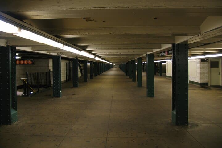 Gritty NYC True Crime Tour with a Lawyer