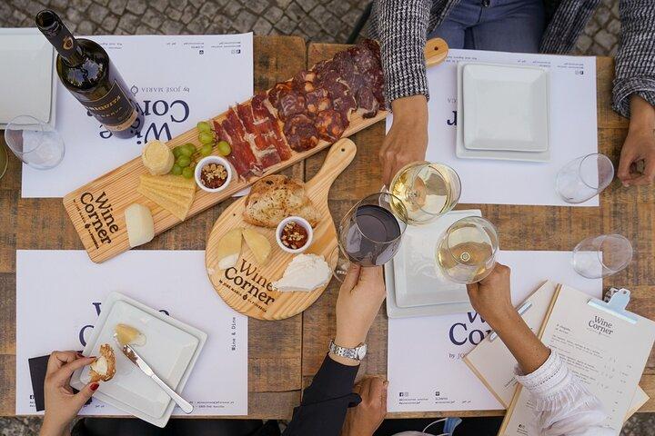 Arrábida Full Day Private Wine Tour and Food Tasting