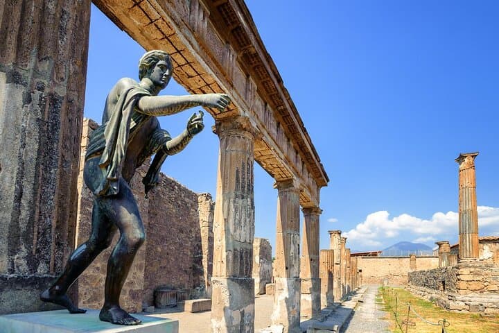 Pompeii & Amalfi Coast VIP Small Group Tour from Naples