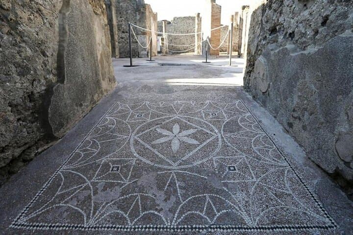 Pompeii & Amalfi Coast VIP Small Group Tour from Naples