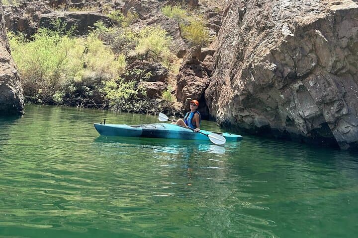 Self-Drive Emerald Cave Kayak Tour-Guided Willow Beach Paddle