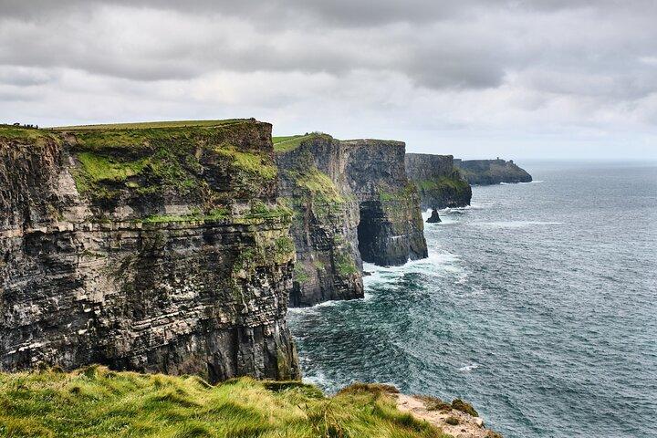 Dublin: Day trip to Cliffs of Moher, Galway and the Burren