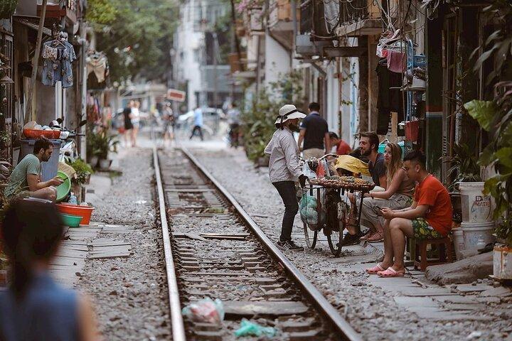 Hanoi City Walking Tour Explore Local Culture and Train Street