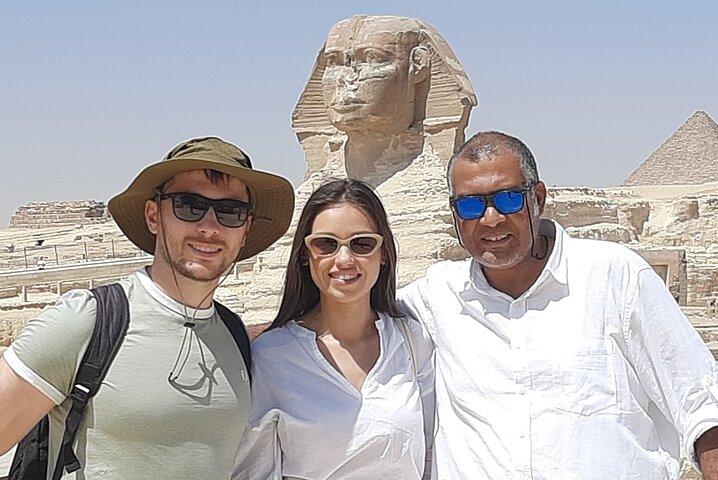 8-Hour Private Tour to Giza Pyramids, Memphis and Sakkara