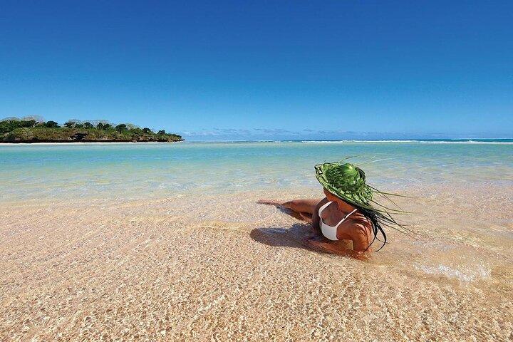 Fijian pottery crafting Village Experience & Natadola Beach Tour