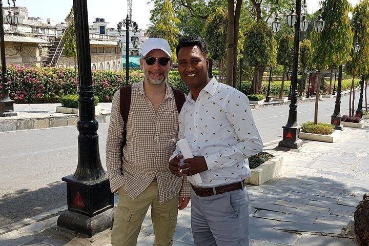 Full Day Udaipur Sightseeing Tour with optional Guide