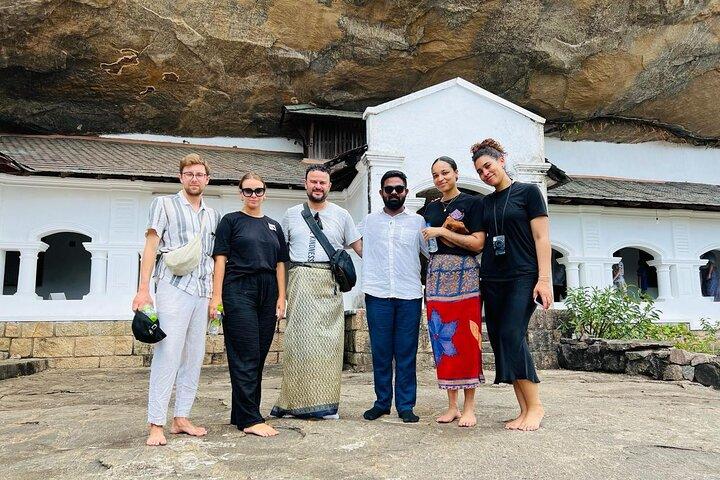 Day Tour to Dambulla, Sigiriya and Safari from Kandy (Group Tour)