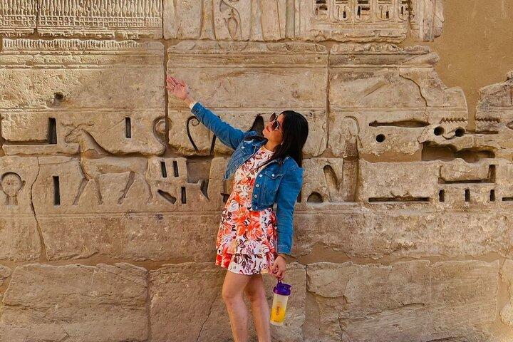 Luxor Day Tour to Valley of the Queens, Habu & Ramesseum Temples