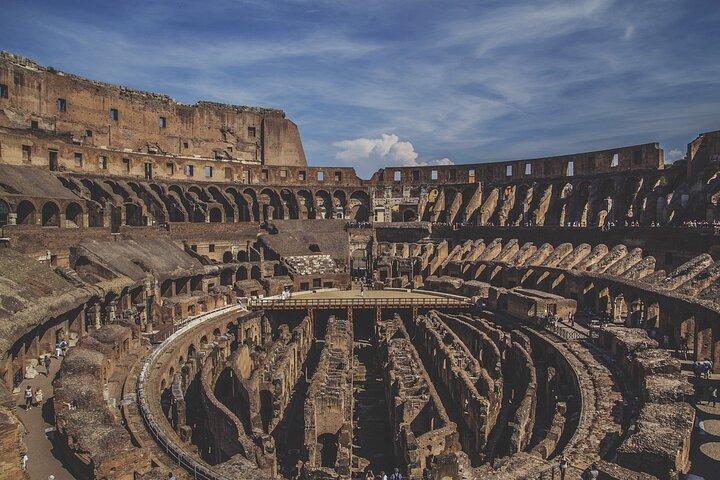Rome: Colosseum, Forum, and Palatine Hill Small Group Tour