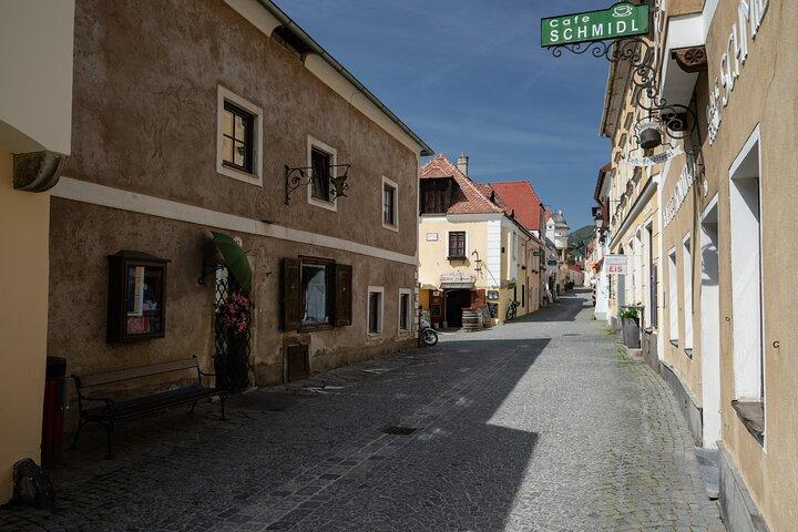 3 Castles & Wine Private Tour in Wachau Valley with Melk Church