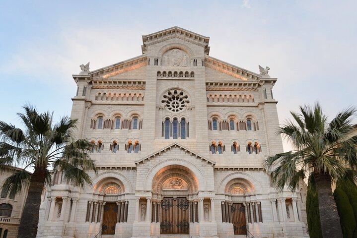 Monaco Self-Guided City Walking Tour & Scavenger Hunt