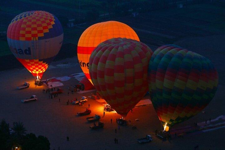 Sunrise Hot Air Balloon Over the Historical Sites in Luxor
