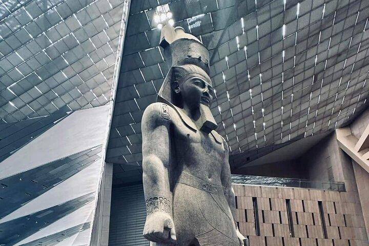 Private Grand Museum and Pyramids Tour