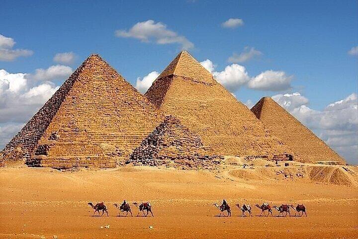 Private Day Tour to Giza Pyramids and Great Sphinx