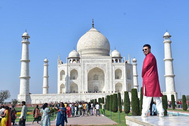 Sunrise Taj Mahal and Agra Tour - From Delhi