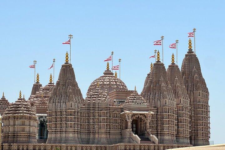 Abu Dhabi Private City Tours visit Grand Mosque BAPS Temple &More