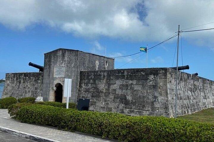 Private Transport to Airport, Hotel, Port in Nassau Bahamas